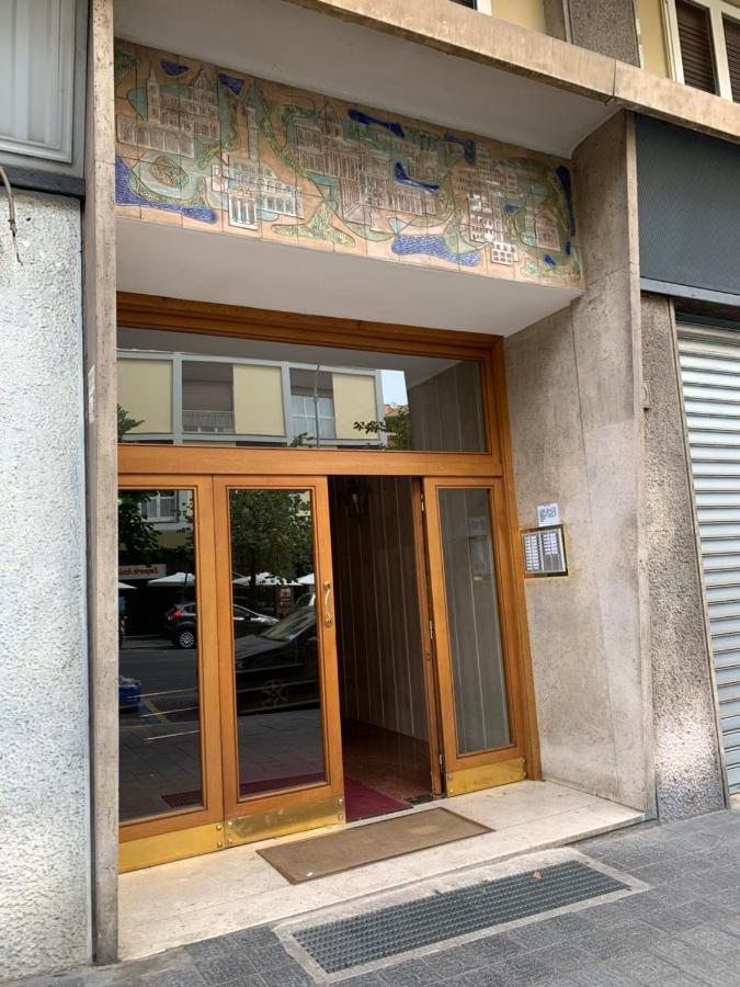 Bella Roma - Ee Hotel Kültér fotó