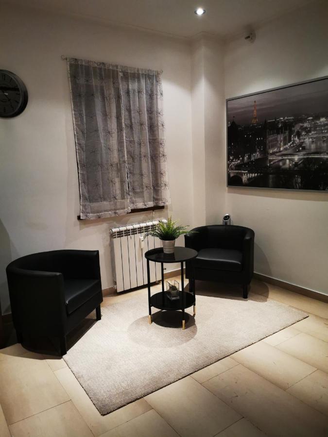 Bella Roma - Ee Hotel Kültér fotó