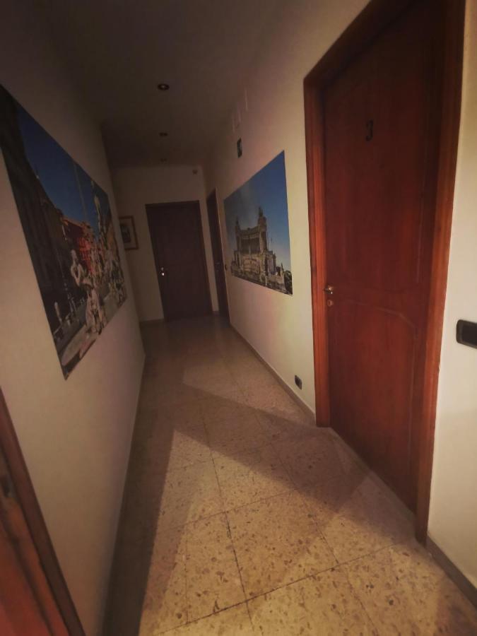 Bella Roma - Ee Hotel Kültér fotó