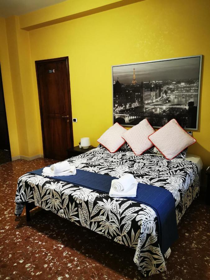 Bella Roma - Ee Hotel Kültér fotó