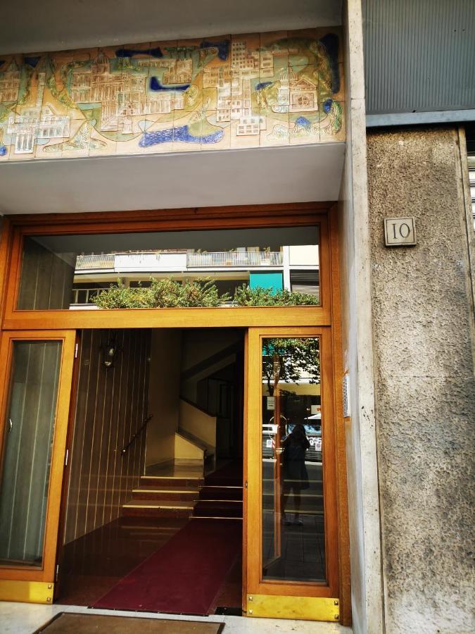 Bella Roma - Ee Hotel Kültér fotó