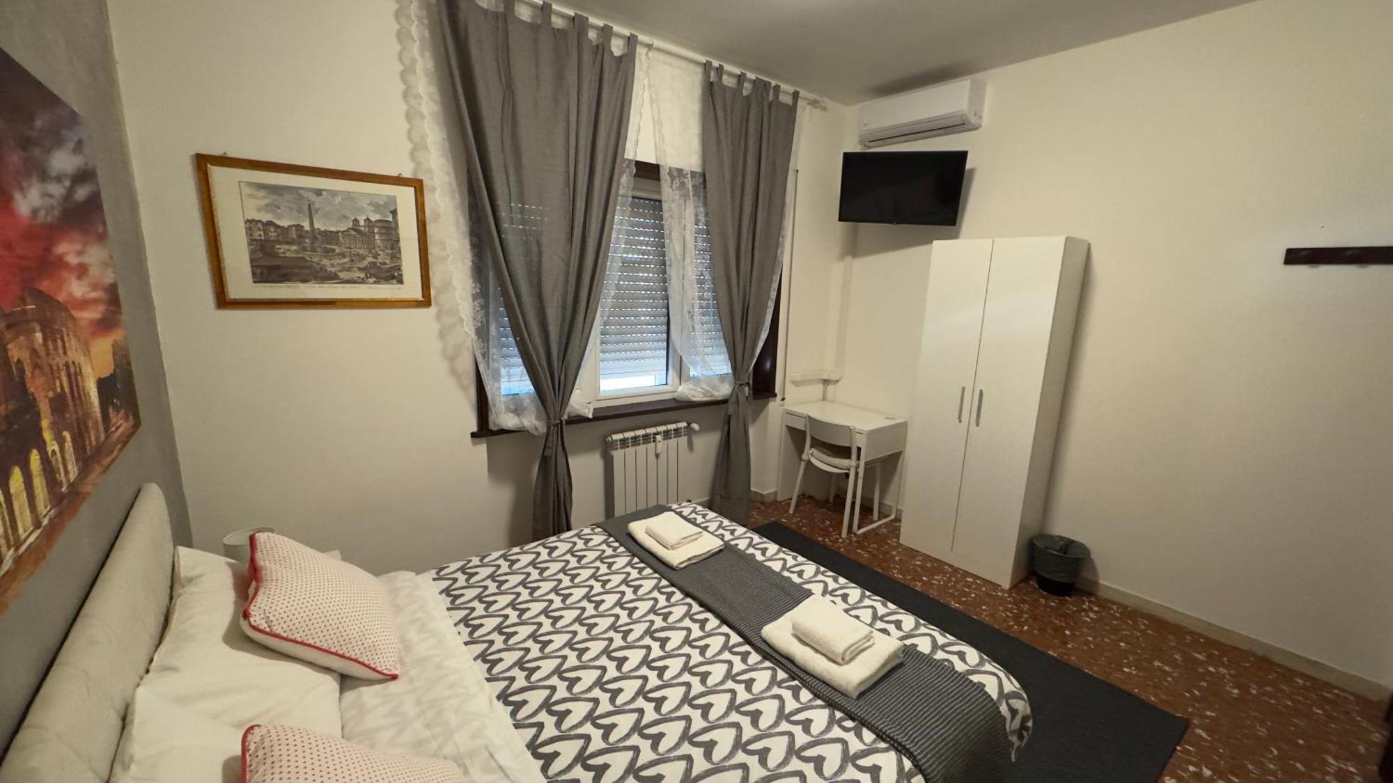 Bella Roma - Ee Hotel Kültér fotó